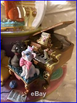 Disney Aristocats Snow Globe With Box