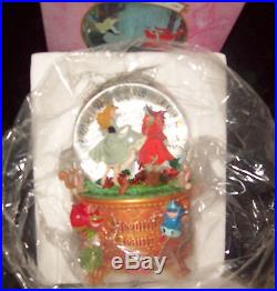 Disney Art of Aurora Sleeping Beauty Limited Edition Snow Globe NEW SOLD OUT