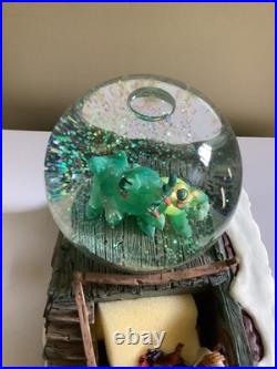 Disney Auctions Haunted Mansion Snow Globe limited edition 350