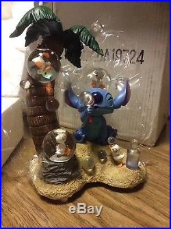 Disney Auctions Le 350 Lilo And Stitch Ducklings Snowglobe In Orig. Wrap Rare