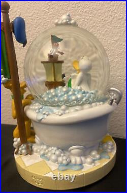 Disney Bathtub Bubbles Musical Snow Globe Donald Goofy Chip N Dales