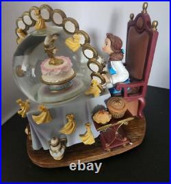 Disney Beauty & The Beast plates snow-globe rare and it is beautiful
