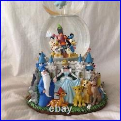 Disney CASTLE Multi Character Musical Spin Figurine Lit Up Double Snowglobes-MIB