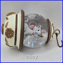 Disney Christmas Ornament Snow Globe w Marie The Aristocrats 2010 Extremely Rare Disney Christmas Ornament Snow Globe w Marie The Aristocrats 2010 Extremely Rare