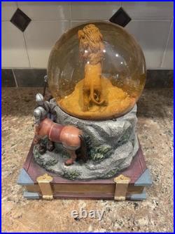 Disney Chronicles Of Narnia Snowglobe water globe light up