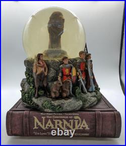 Disney Chronicles of Narnia Snowglobe Lights & Sound