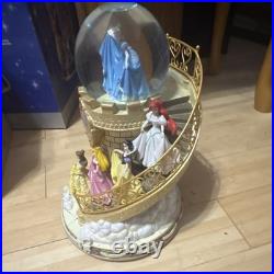 Disney Cinderella Belle Aurora Ariel Princesses Staircase Snow Globe