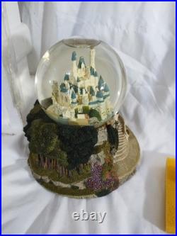 Disney Cinderella Castle Snow Globe Walt Disney World 1999 Fraser Creations