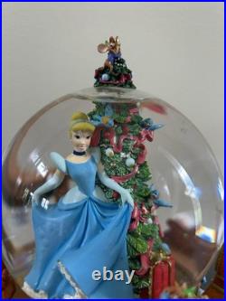 Disney Cinderella Christmas Snow Globe Plays Deck the Halls Rare