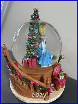 Disney Cinderella Christmas Snow Globe Plays Deck the Halls Rare
