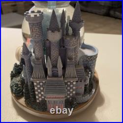 Disney Cinderella Double Snow Globe Horse Carriage Castle Circling Doves Music Disney Cinderella Double Snow Globe Horse Carriage Castle Circling Doves Music