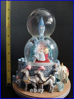 Disney Cinderella Double Snow Globe Music Box Tested Works. Read description Disney Cinderella Double Snow Globe Music Box Tested Works. Read description