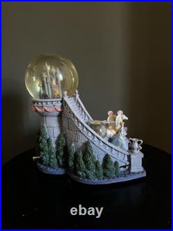 Disney Cinderella Dream of the Ball Musical Staircase Snow Globe Glass Slipper