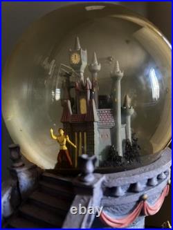 Disney Cinderella Dream of the Ball Musical Staircase Snow Globe Glass Slipper
