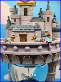 Disney Cinderella Hourglass Lightup Snow Globe And Music Box G2U