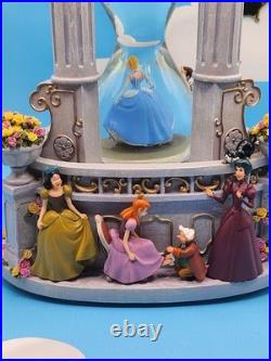 Disney Cinderella Hourglass Lightup Snow Globe And Music Box G2U