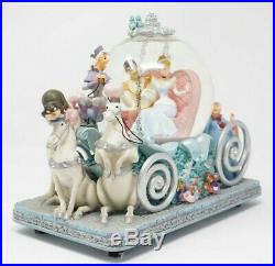 Disney Cinderella Musical Snowglobe Carriage Prince Charming 50th Anniversary