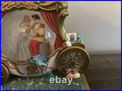 Disney Cinderella & Prince Charming Carriage Musical Snow Globe