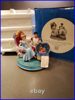 Disney Cinderella, Prince and the Shoe Musical Snow Globe withOrig Box Snowglobe