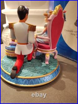 Disney Cinderella, Prince and the Shoe Musical Snow Globe withOrig Box Snowglobe
