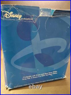 Disney Cinderella, Prince and the Shoe Musical Snow Globe withOrig Box Snowglobe