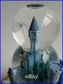 Disney Cinderella Wedding 2 Tier Snow globe. Musical A Dream Is a Wish
