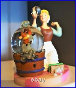 Disney Cinderella with Jaq and Gus Vintage Mini Snow Globe Statue Disney Store