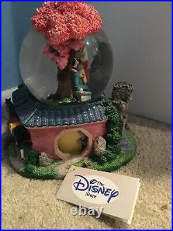 Disney Classic Snowglobe Globel Mulan Reflection Music Box Mushu Shang Rare