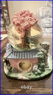 Disney Classic Snowglobe Globel Mulan Reflection Music Box Mushu Shang Rare WT