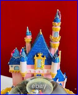Disney Collectors RARE Disneyland 50th Anniversary Musical Castle Snowglobe Chip