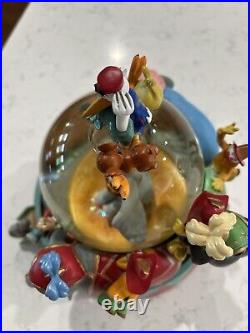 Disney Dumbo Animated Musical'Entry of the Gladiators' Snow Globe No Box Rare