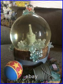 Disney Dumbo Musical Snowglobe Rockabye Baby