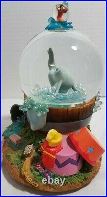 Disney Dumbo Takes a Bubble Bath SnowGlobe Blower Rock a Bye Baby Globe NICE