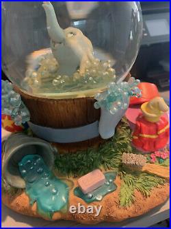 Disney Dumbo Takes a Bubble Bath Snowglobe RARE