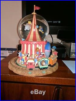 Disney Dumbo musical snow globe Rare