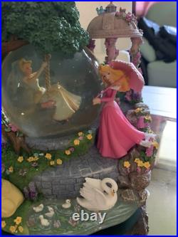 Disney Enchanted Garden Princess Snow Globe Read Description Disney Enchanted Garden Princess Snow Globe Read Description