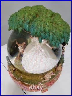Disney Enchanted Snow Globe With Giselle And Animal Friends