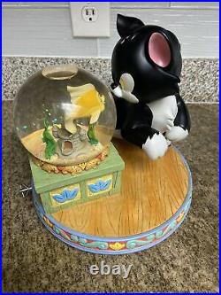Disney Figaro And Cleo Pinocchio Snowglobe