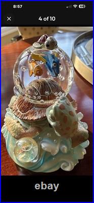 Disney Finding Nemo Turtle Ride Snow Globe & Music Box #95438 Nm & Works Rare