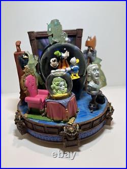 Disney Haunted Mansion musical snowglobe Mickey, Goofy, Donald