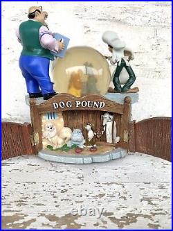 Disney Lady & The Tramp Bella Notte LE Snow Globe In Good Pre-Owned Condition