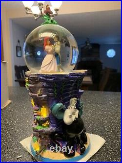 Disney Little Mermaid Ariel & Prince Eric Dancing Pedestal Snowglobe