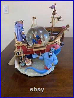 Disney Magical Gathering Ship A Whole New World Musical Snow Globe