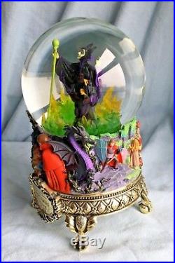 Disney Maleficent SLEEPING BEAUTY SNOWGLOBE Masters of Animation Lights Up