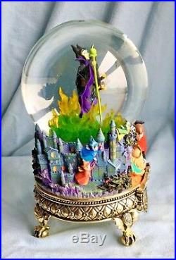 Disney Maleficent SLEEPING BEAUTY SNOWGLOBE Masters of Animation Lights Up