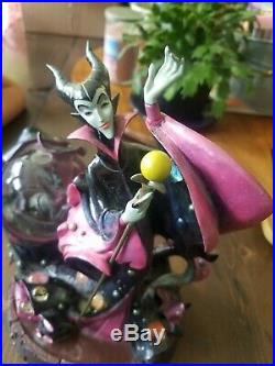 Disney Maleficent Sleeping Beauty Snowglobe Villains Evil Queen