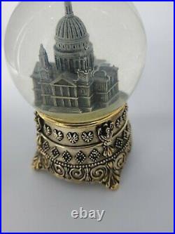 Disney Mary Poppins Feed the Birds St. Paul's Cathedral Snow Globe As is (Read)