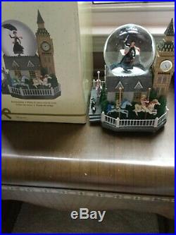Disney Mary Poppins Snow Globe