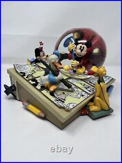 Disney Mickey An Friends Comic Strip Artists Mickey Mouse March Snow Globe RARE