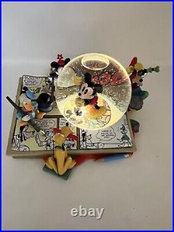 Disney Mickey An Friends Comic Strip Artists Mickey Mouse March Snow Globe RARE